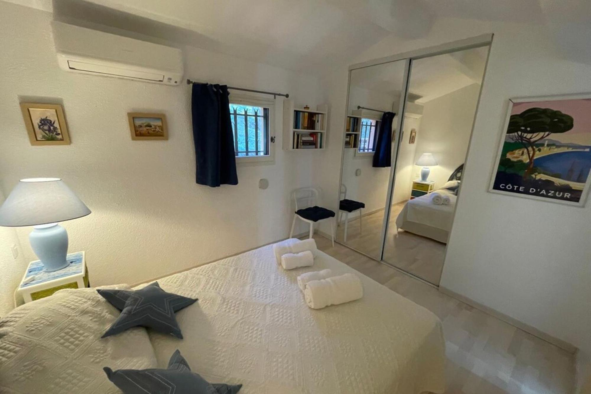 Duplex In Pramousquier - Sea View Apartamento Le Lavandou Exterior foto